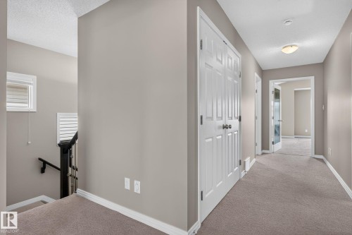 3536 Claxton Crescent Sw, Edmonton, AB - Indoor