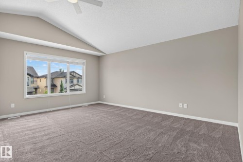 3536 Claxton Crescent Sw, Edmonton, AB - Indoor Photo Showing Other Room