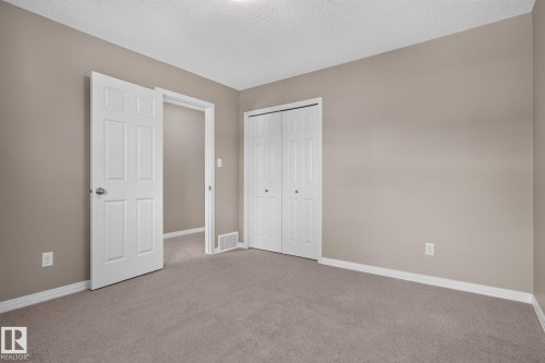 3536 Claxton Crescent Sw, Edmonton, AB - Indoor Photo Showing Other Room