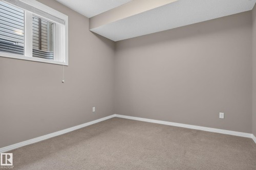 3536 Claxton Crescent Sw, Edmonton, AB - Indoor Photo Showing Other Room