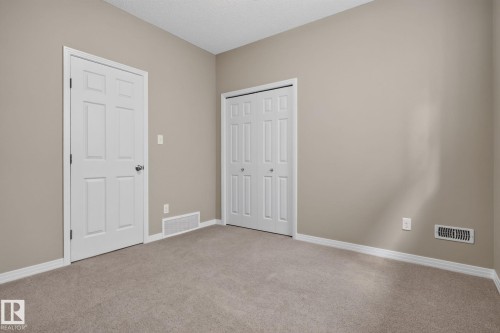 3536 Claxton Crescent Sw, Edmonton, AB - Indoor Photo Showing Other Room