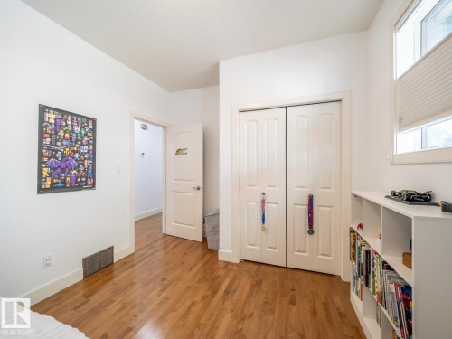 10957 75 Avenue Nw, Edmonton, AB - Indoor Photo Showing Other Room