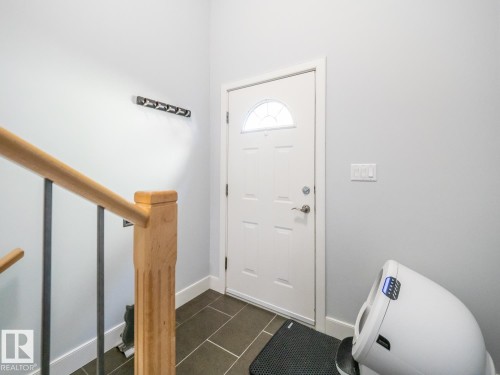 10957 75 Avenue Nw, Edmonton, AB - Indoor Photo Showing Other Room