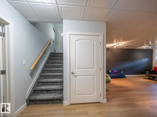 10957 75 Avenue Nw, Edmonton, AB - Indoor Photo Showing Other Room