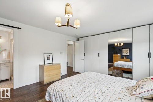 13615 Buena Vista Road Nw, Edmonton, AB - Indoor Photo Showing Bedroom