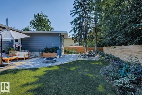 13615 Buena Vista Road Nw, Edmonton, AB - Outdoor