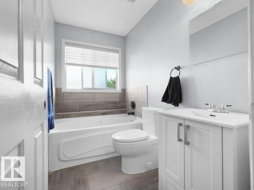 204 Westmews Drive, Fort Saskatchewan, AB - Indoor Photo Showing Bathroom