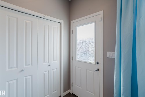 4331 Cooke Lane Sw, Edmonton, AB - Indoor Photo Showing Other Room