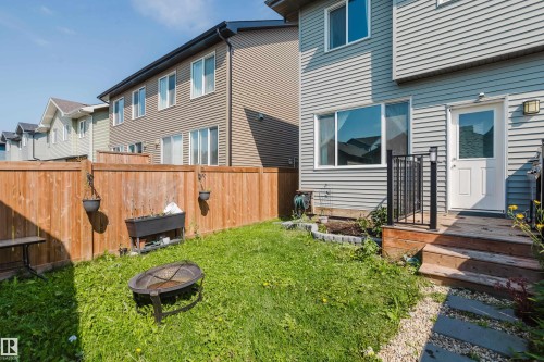 4331 Cooke Lane Sw, Edmonton, AB - Outdoor