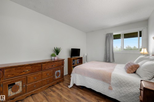 #10 2816 116 St Nw, Edmonton, AB - Indoor Photo Showing Bedroom