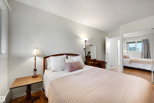 #10 2816 116 St Nw, Edmonton, AB - Indoor Photo Showing Bedroom