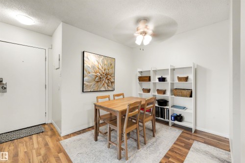 #10 2816 116 St Nw, Edmonton, AB - Indoor