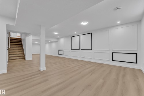11615 24 Avenue Nw, Edmonton, AB - Indoor Photo Showing Other Room