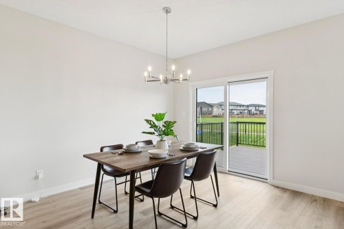 15666 18 Avenue Sw, Edmonton, AB - Indoor Photo Showing Dining Room