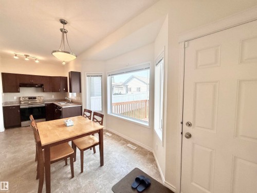 7622 Schmid Crescent Nw, Edmonton, AB - Indoor