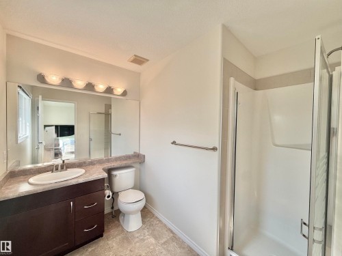 7622 Schmid Crescent Nw, Edmonton, AB - Indoor Photo Showing Bathroom