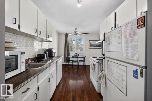 #301 10335 117 St Nw, Edmonton, AB - Indoor Photo Showing Kitchen