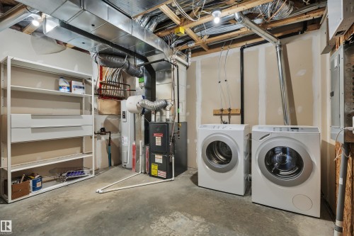 1633 Towne Centre Boulevard Nw, Edmonton, AB - Indoor Photo Showing Laundry Room