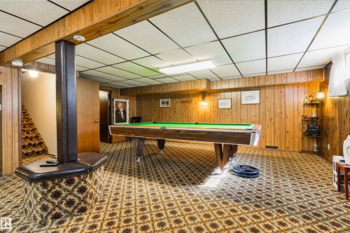 206 Wolf Willow Crescent Nw, Edmonton, AB - Indoor Photo Showing Other Room