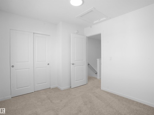 #33 1009 Cy Becker Rd Nw, Edmonton, AB - Indoor Photo Showing Other Room