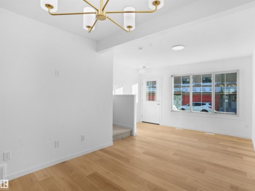 #33 1009 Cy Becker Rd Nw, Edmonton, AB - Indoor Photo Showing Other Room