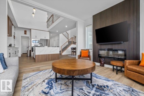 67 Meadowgrove Lane, Spruce Grove, AB - Indoor Photo Showing Living Room