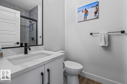 67 Meadowgrove Lane, Spruce Grove, AB - Indoor Photo Showing Bathroom