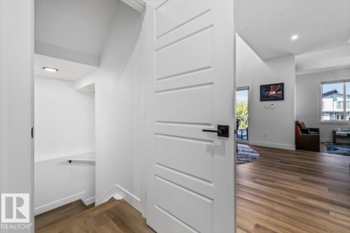 67 Meadowgrove Lane, Spruce Grove, AB - Indoor Photo Showing Other Room