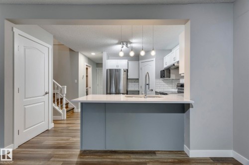 15819 69 Street Nw, Edmonton, AB - Indoor Photo Showing Kitchen With Upgraded Kitchen
