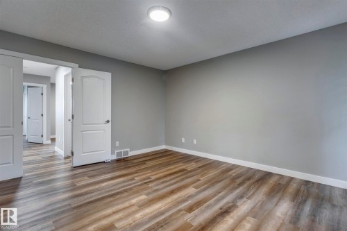 15819 69 Street Nw, Edmonton, AB - Indoor Photo Showing Other Room