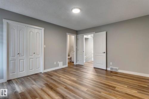 15819 69 Street Nw, Edmonton, AB - Indoor Photo Showing Other Room