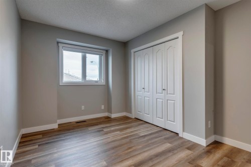15819 69 Street Nw, Edmonton, AB - Indoor Photo Showing Other Room