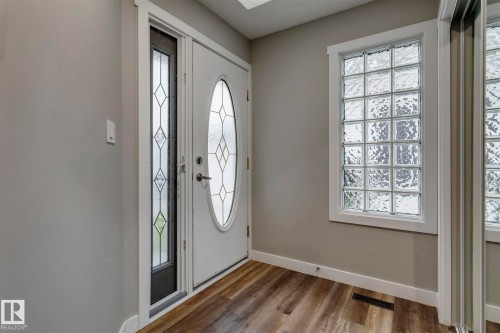 15819 69 Street Nw, Edmonton, AB - Indoor Photo Showing Other Room