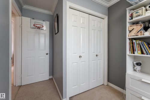 Corridor - 747 Clareview Road Nw, Edmonton, AB - Indoor
