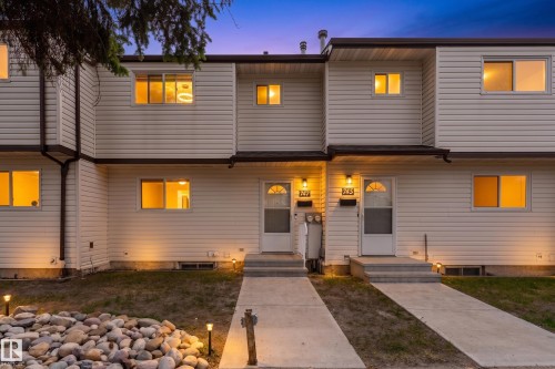 Front house - 747 Clareview Road Nw, Edmonton, AB - Outdoor