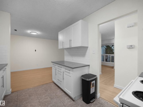 #168 2703 79 St Nw, Edmonton, AB - Indoor