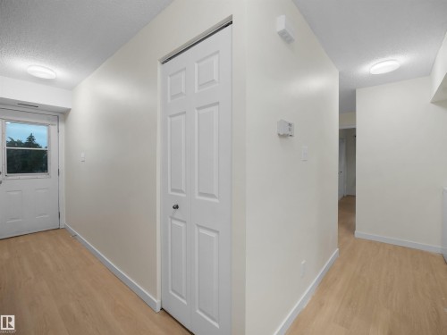 #168 2703 79 St Nw, Edmonton, AB - Indoor Photo Showing Other Room