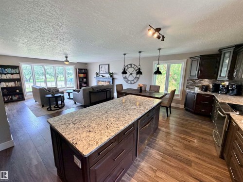 4309 53 Street, St. Paul Town, AB - Indoor Photo Showing Kitchen
