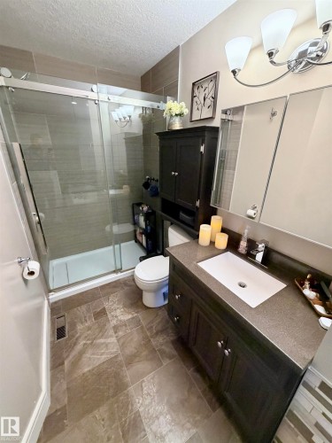 4309 53 Street, St. Paul Town, AB - Indoor Photo Showing Bathroom
