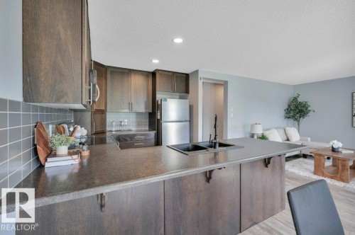 3508 16 Street Nw, Edmonton, AB - Indoor Photo Showing Kitchen With Double Sink