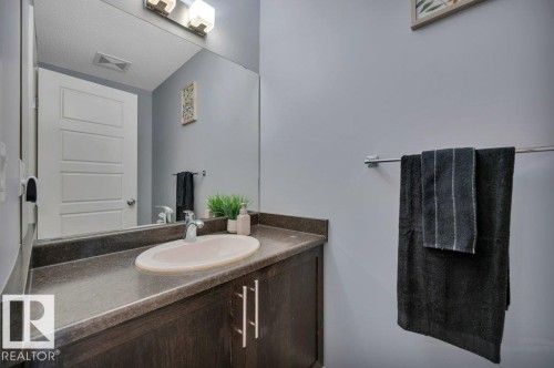 3508 16 Street Nw, Edmonton, AB - Indoor Photo Showing Bathroom