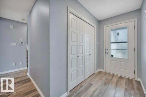 3508 16 Street Nw, Edmonton, AB - Indoor Photo Showing Other Room