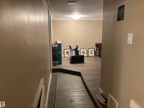 11724 88 Street Nw, Edmonton, AB - Indoor Photo Showing Other Room