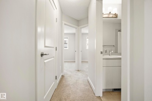 #90 50 Mclaughlin Dr, Spruce Grove, AB - Indoor Photo Showing Other Room