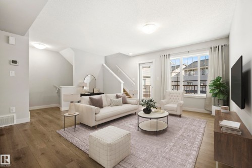 #90 50 Mclaughlin Dr, Spruce Grove, AB - Indoor Photo Showing Living Room