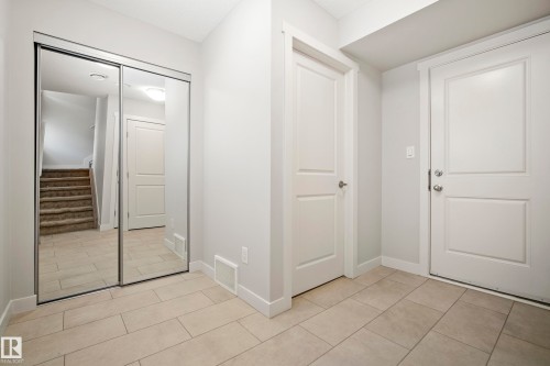 #90 50 Mclaughlin Dr, Spruce Grove, AB - Indoor Photo Showing Other Room