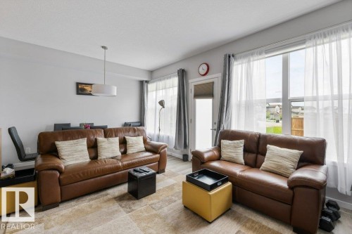 2554 151A Avenue Nw, Edmonton, AB - Indoor Photo Showing Living Room
