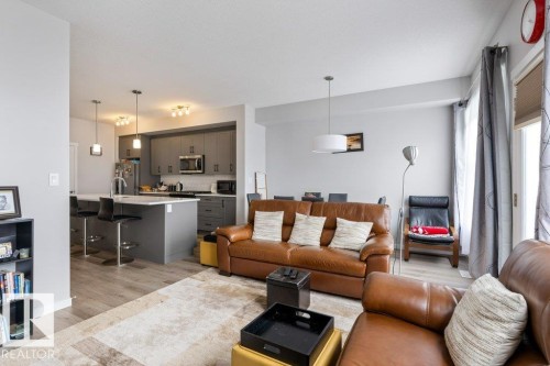 2554 151A Avenue Nw, Edmonton, AB - Indoor Photo Showing Living Room