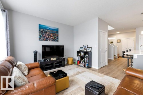 2554 151A Avenue Nw, Edmonton, AB - Indoor Photo Showing Living Room