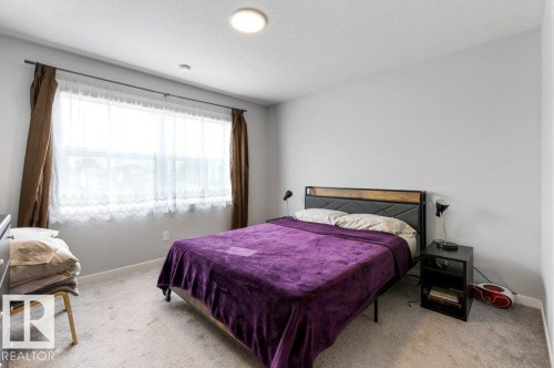 2554 151A Avenue Nw, Edmonton, AB - Indoor Photo Showing Bedroom